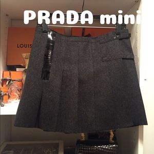 Prada wool mini Skirt front pleats